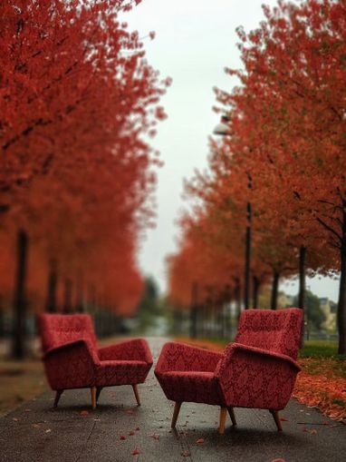 punaiset tuolit
